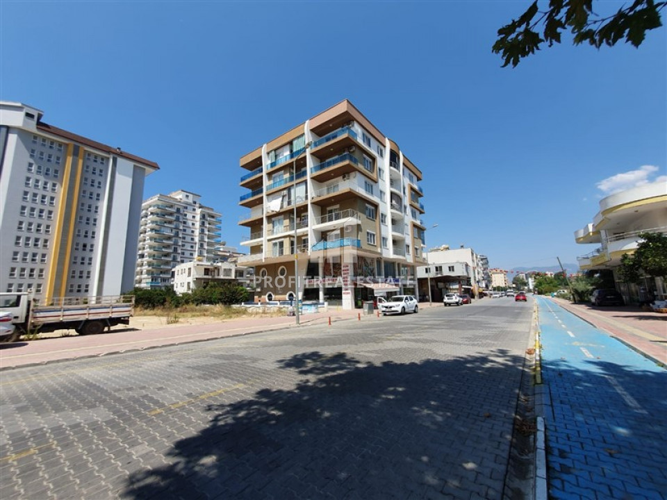 Furnished one-bedroom apartment in a residence with a swimming pool in Mahmutlar, 450m from the sea ID-8530 фото-1