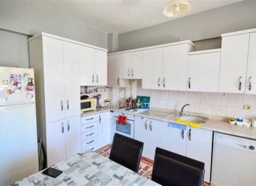 Spacious 2 + 1 layout apartment, furnished, 250 meters from the sea, Mahmutlar, Alanya, 140 m2 ID-8531 фото-4