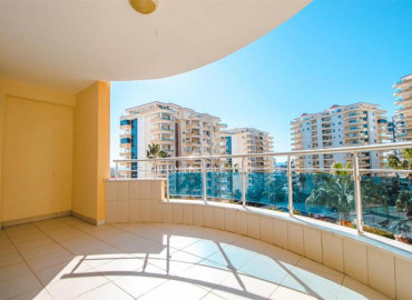 Two bedroom apartment, with a large total area and equipped with furniture, in Mahmutlar, 140 m2 ID-8533 фото-10