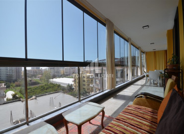 Furnished two bedroom apartment with a separate kitchen on a high floor in a premium residence in Mahmutlar ID-8535 фото-9