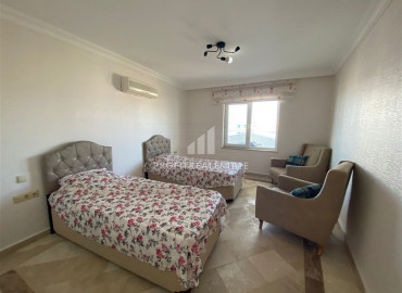 Furnished two bedroom apartment in a prestigious residence, Mahmutlar, Alanya, 115 m2 ID-8539 фото-5