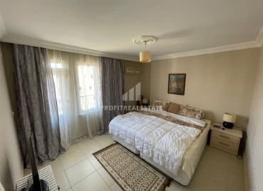 Furnished two bedroom apartment 120m² on the main street of Mahmutlar, 100m from the sea ID-8559 фото-5