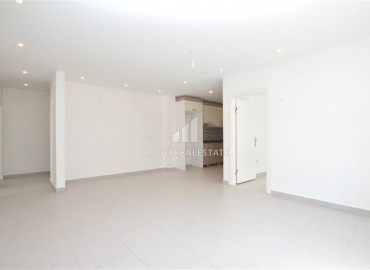 Two bedroom apartment, unfurnished, in the center of Mahmutlar, Alanya, 170 m2 ID-8579 фото-4