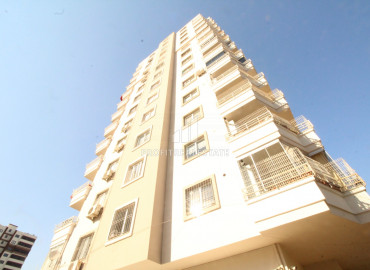 Spacious 3+1 apartment with a separate kitchen in a cozy residence in the center of Mersin ID-8599 фото-1