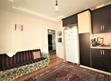 Просторная квартира 3+1 с отдельной кухней в уютном комплексе в центре Мерсина ID-8599 фото-4