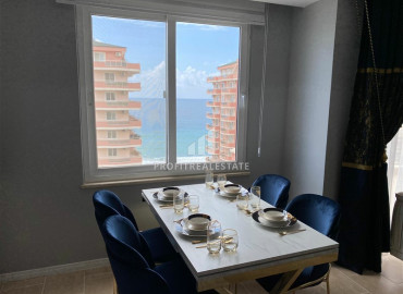 Two bedroom apartment ready for occupancy, with furniture and appliances, on the first coastline, Mahmutlar, Alanya, 135 m2 ID-8619 фото-8