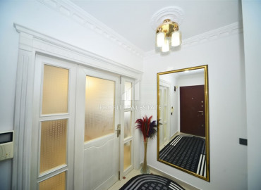 Ready to move in, two bedroom apartment on the main street of Mahmutlar, 50m from the sea ID-8626 фото-10