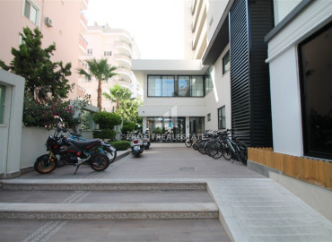 Spacious one-bedroom apartment in a premium class residence 300m from the sea in Mahmutlar ID-8652 фото-7