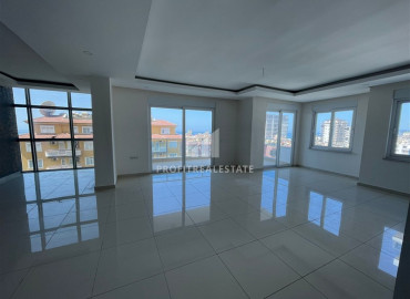 Two bedroom apartment with a large area, 300 meters from the beach of Mahmutlar, Alanya, 135 m2 ID-8661 фото-3