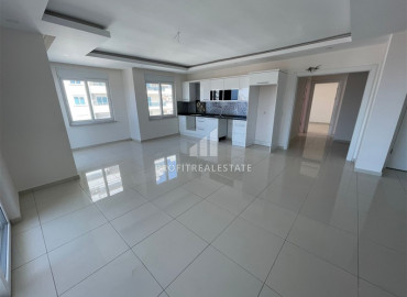 Two bedroom apartment with a large area, 300 meters from the beach of Mahmutlar, Alanya, 135 m2 ID-8661 фото-4