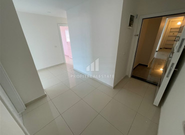 Two bedroom apartment with a large area, 300 meters from the beach of Mahmutlar, Alanya, 135 m2 ID-8661 фото-10