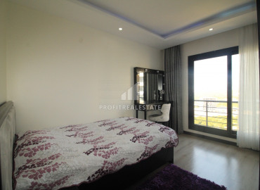 View duplex 4 + 1 in a new residence with good facilities, in a prestigious microdistrict of Mersin Soli ID-8676 фото-9