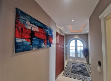 Design view apartment with three bedrooms on the first line in Mahmutlar ID-8682 фото-4