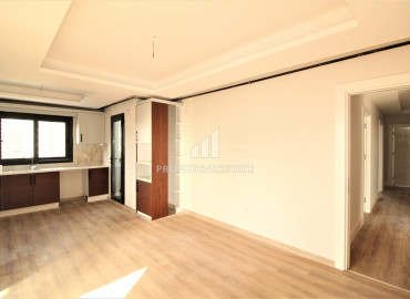 Four-bedroom apartment in a new residence with comfortable facilities, in Soli, Mersin ID-8690 фото-2