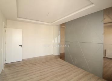Four-bedroom apartment in a new residence with comfortable facilities, in Soli, Mersin ID-8690 фото-11