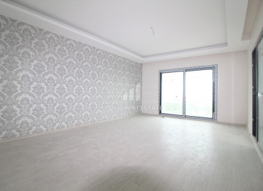 Large apartment of the original layout 2.5 + 1 in the Soli area, Mezitli, 400m from the center ID-8691 фото-1