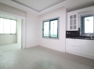 Large apartment of the original layout 2.5 + 1 in the Soli area, Mezitli, 400m from the center ID-8691 фото-7