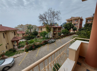 Furnished garden duplex 2 + 1 with a separate kitchen, in a well-maintained residence 600m from the sea in Mahmutlar ID-8699 фото-11