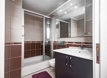 Two bedroom apartment with a separate kitchen, 125m² in the central part of Mahmutlar, 300m from the coast ID-8704 фото-12