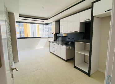 Новая квартира 3+1 с отдельной кухней в 500 метрах от моря в районе Мерсина – Тедже ID-8705 фото-1