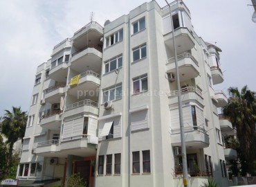Квартира планировки 2+1 в самом центре Алании недалеко от пляжа Клеопатры, Турция, 100 кв.м. ID-0648 фото-1