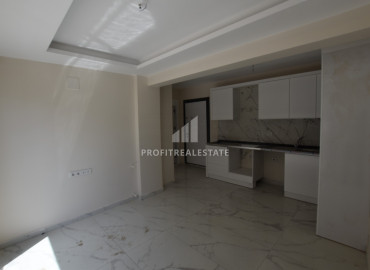 One-bedroom apartment with excellent location in Mezitli area, Mersin, 400m from the sea ID-8711 фото-1