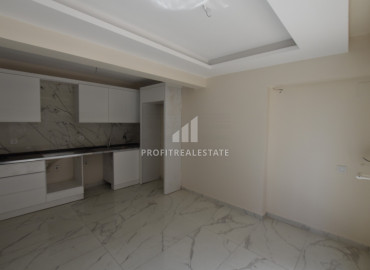 One-bedroom apartment with excellent location in Mezitli area, Mersin, 400m from the sea ID-8711 фото-2