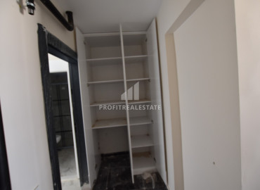 One-bedroom apartment with excellent location in Mezitli area, Mersin, 400m from the sea ID-8711 фото-16