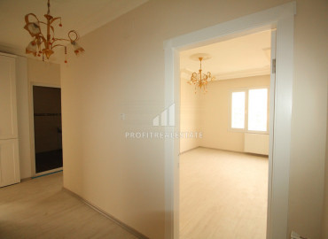 Three bedroom apartment with a separate kitchen in a gasified residence in the center of Mezitli, Mersin ID-8712 фото-11