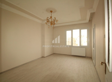 Three bedroom apartment with a separate kitchen in a gasified residence in the center of Mezitli, Mersin ID-8712 фото-12