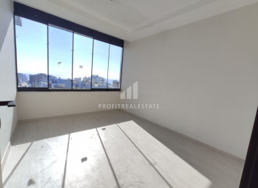 Spacious apartment 2 + 1 with sea views in a new residence with a swimming pool, in the area of Mersin - Soli ID-8729 фото-14