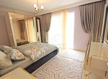 Two bedroom apartment, with a rich interior, 200 meters from the sea, Mahmutlar, Alanya, 125 m2 ID-8732 фото-8