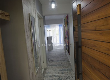 Трёхкомнатная квартира, укомплектованная новой мебелью и техникой, в 50 метрах от моря, Махмутлар, Аланья ID-4795 фото-3