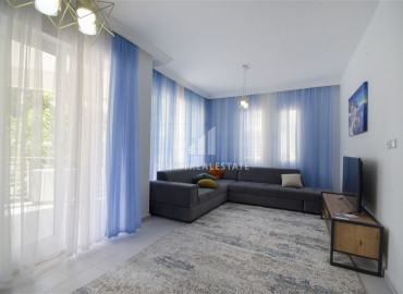 Furnished two-bedroom apartment in a cozy residence by the sea in Mahmutlar ID-8735 фото-3