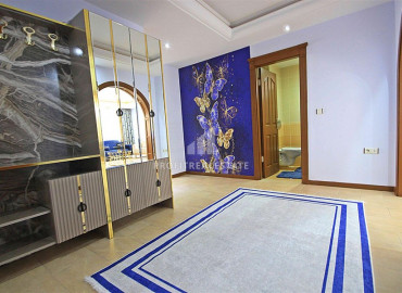 Дизайнерская трехкомнатная квартира в большой резиденции у моря в Махмутларе ID-8737 фото-11