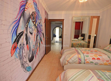 Дизайнерская трехкомнатная квартира в большой резиденции у моря в Махмутларе ID-8737 фото-15