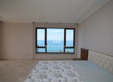 Two bedroom view duplex, 216m², on the first coastline in Mahmutlar ID-8744 фото-21