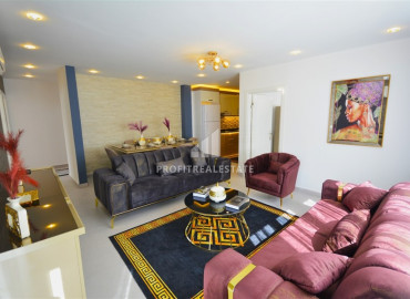 Spacious 3+1 apartment 350 meters from the sea in the active and international area of Mahmutlar. ID-8754 фото-1