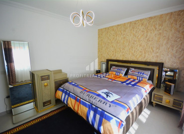 Spacious 3+1 apartment 350 meters from the sea in the active and international area of Mahmutlar. ID-8754 фото-26