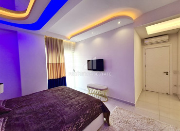 Просторная квартира с тремя спальнями в элитном комплексе Махмутлара, в 400 метрах от моря. ID-8778 фото-18