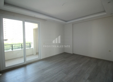 Large apartment of the original layout 2.5 + 1 in the Soli area, Mersin, 250m from the sea ID-8785 фото-14