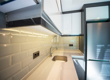 Apartment by the sea, one bedroom, 350 meters from the sea, Mahmutlar, Alanya, 55 m2 ID-8787 фото-7