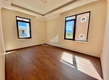 View apartment with three bedrooms and a separate kitchen in Alanya Hasbahce ID-8800 фото-13
