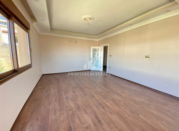Видовая квартира с тремя спальнями и отдельной кухней в районе Алании Хасбахче ID-8800 фото-16