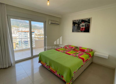 Furnished view duplex-penthouse 3 + 2 50 meters from the sea in Mahmutlar ID-8805 фото-4