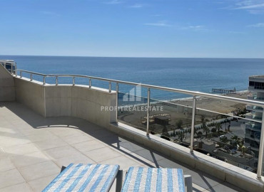 Furnished view duplex-penthouse 3 + 2 50 meters from the sea in Mahmutlar ID-8805 фото-20