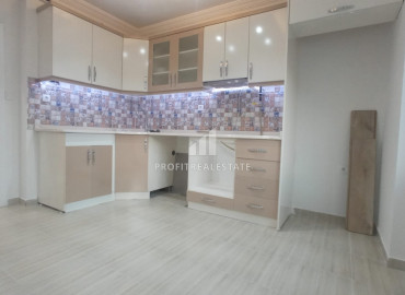 Spacious 3+1 apartment with separate kitchen in Mezitli, Mersin, 250m from the sea ID-8835 фото-4