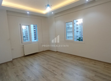 Spacious 3+1 apartment with separate kitchen in Mezitli, Mersin, 250m from the sea ID-8835 фото-13