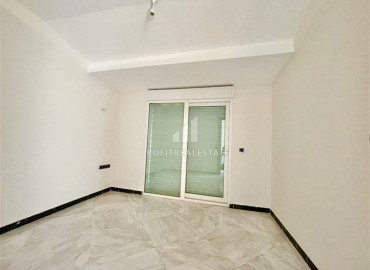 Duplex with five bedrooms and a separate kitchen 100 meters from the sea in Oba ID-8838 фото-20