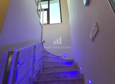 Furnished two bedroom duplex in a residence with good facilities in Mahmutlar, 250m from the sea ID-8842 фото-14